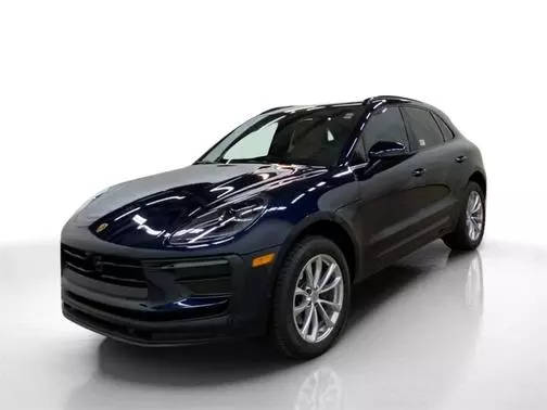 2023 Porsche Macan T AWD photo