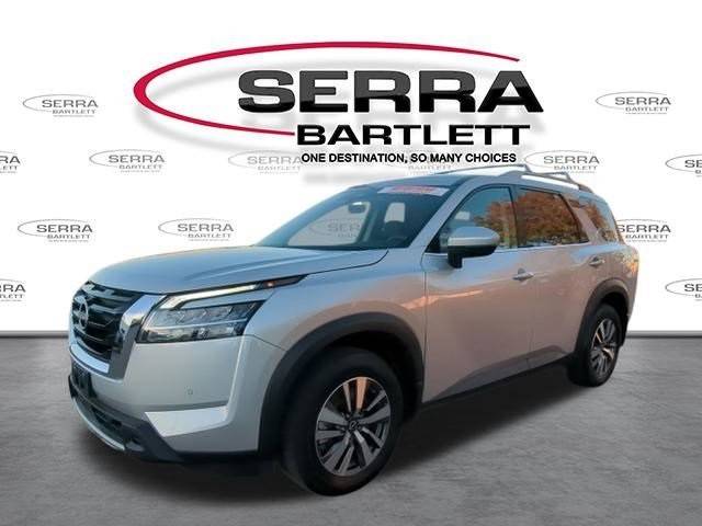 2023 Nissan Pathfinder SL 4WD photo