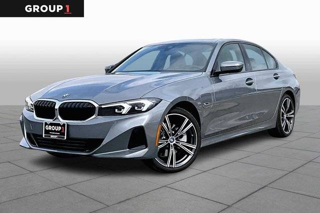 2023 BMW 3 Series 330e RWD photo