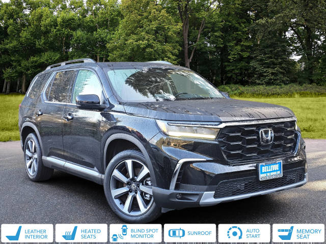 2023 Honda Pilot Touring AWD photo
