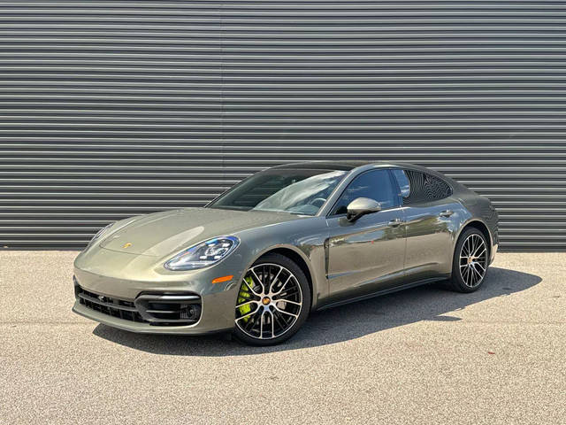 2023 Porsche Panamera 4 E-Hybrid AWD photo