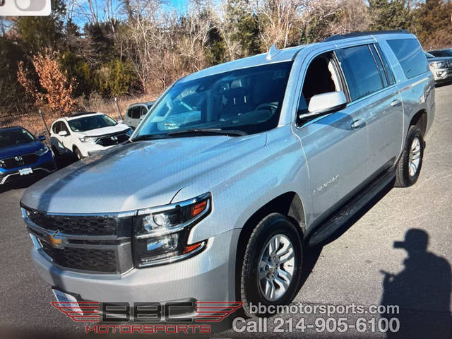 2020 Chevrolet Suburban LT 4WD photo