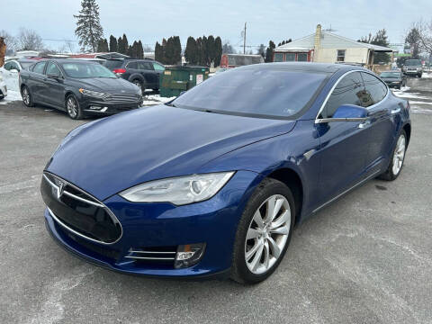 2015 Tesla Model S 85D AWD photo