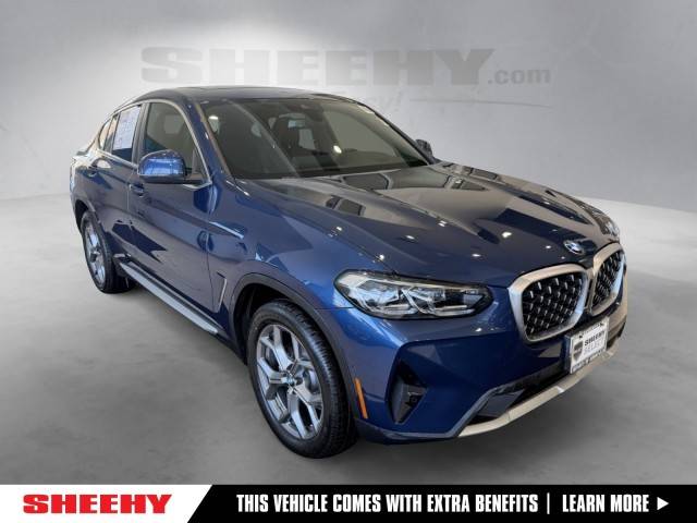 2023 BMW X4 xDrive30i AWD photo