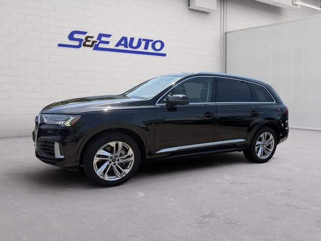 2023 Audi Q7 Premium AWD photo
