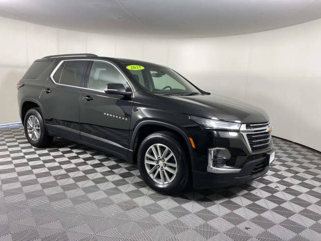 2023 Chevrolet Traverse LT Leather AWD photo