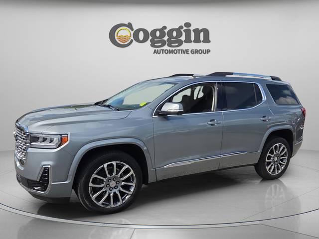 2023 GMC Acadia Denali FWD photo