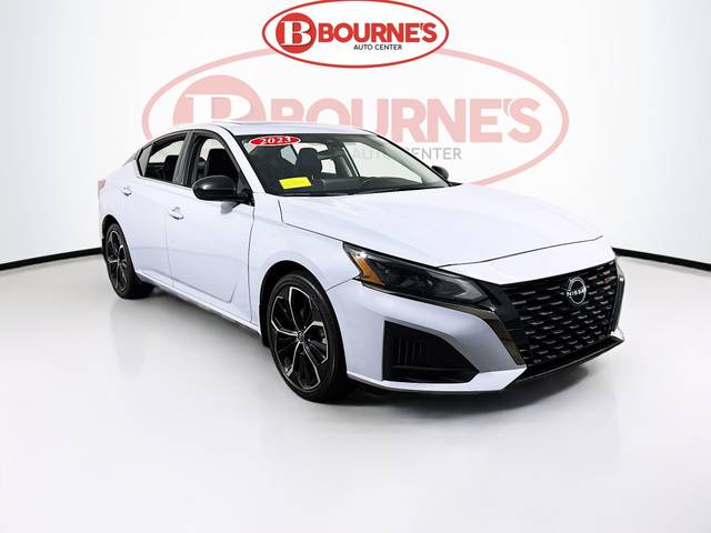 2023 Nissan Altima 2.5 SR AWD photo