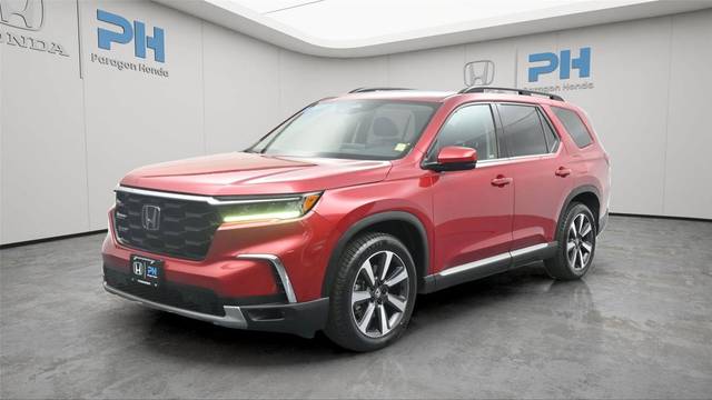 2023 Honda Pilot Touring AWD photo