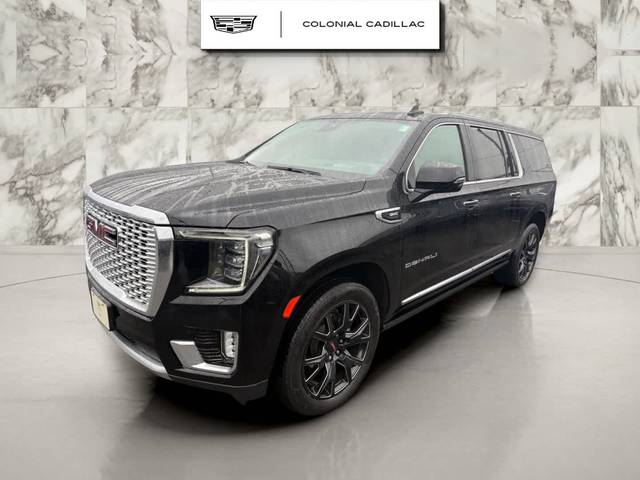 2023 GMC Yukon XL Denali 4WD photo