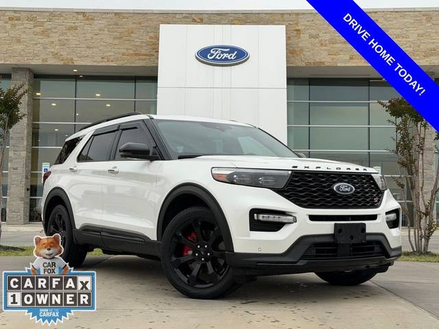 2023 Ford Explorer ST 4WD photo