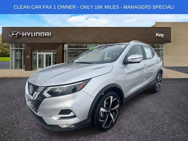 2022 Nissan Rogue Sport SL AWD photo
