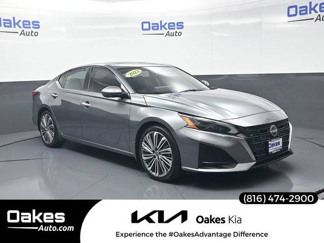 2023 Nissan Altima 2.5 SL FWD photo