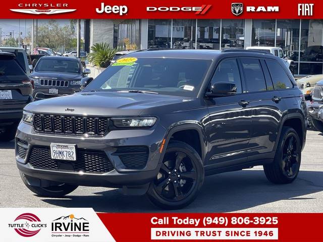 2023 Jeep Grand Cherokee Altitude RWD photo