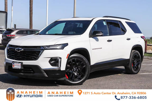 2023 Chevrolet Traverse Premier AWD photo