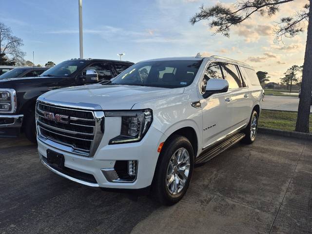 2023 GMC Yukon XL SLT 4WD photo