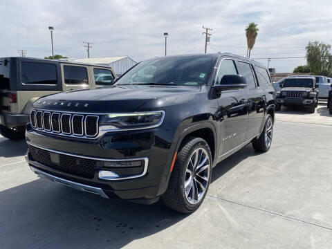 2023 Jeep Wagoneer L Series III 4WD photo
