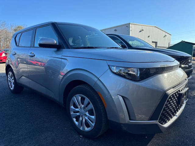 2023 Kia Soul LX FWD photo