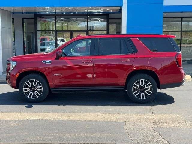 2023 GMC Yukon AT4 4WD photo