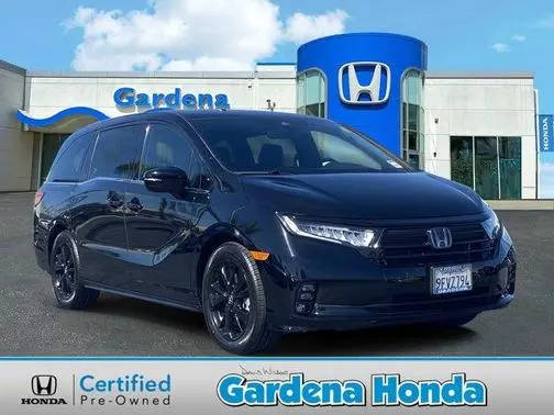 2023 Honda Odyssey Sport FWD photo