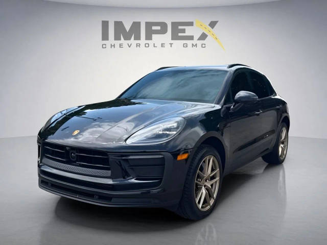 2023 Porsche Macan T AWD photo