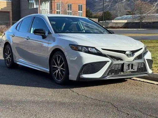 2023 Toyota Camry SE AWD photo