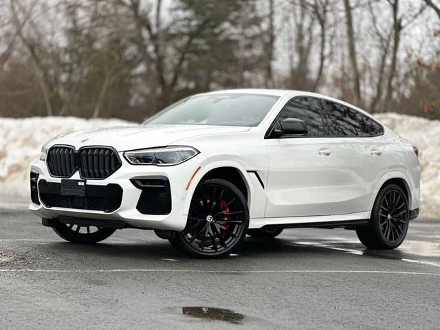 2023 BMW X6 M50i AWD photo