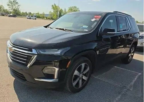 2023 Chevrolet Traverse LT Leather AWD photo