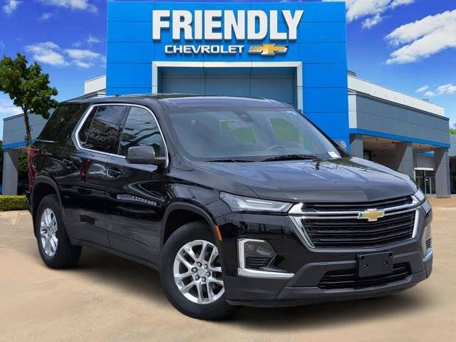 2023 Chevrolet Traverse LS AWD photo