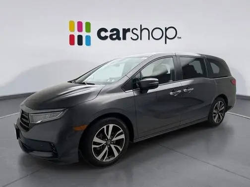 2023 Honda Odyssey Touring FWD photo