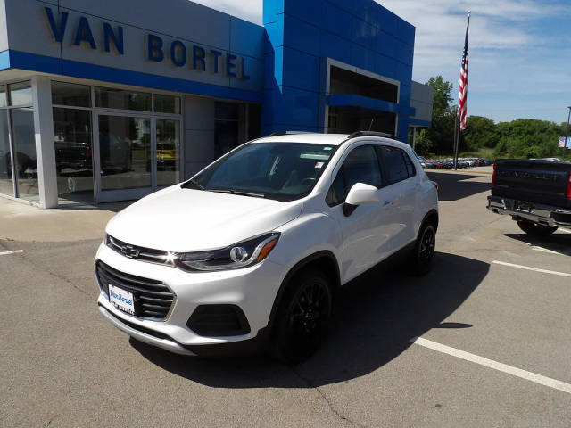2022 Chevrolet Trax LT AWD photo