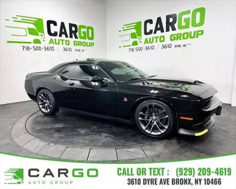 2023 Dodge Challenger R/T Scat Pack RWD photo