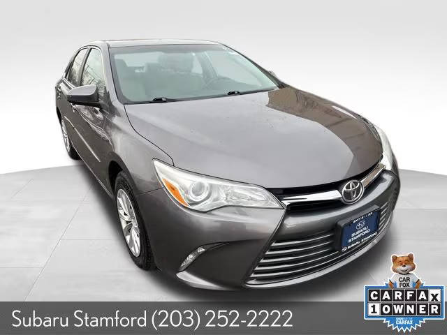 2015 Toyota Camry LE FWD photo