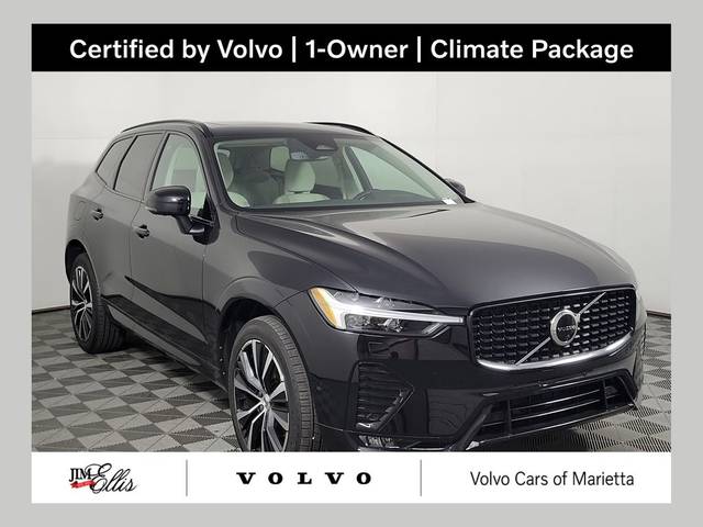 2023 Volvo XC60 Plus Dark Theme AWD photo