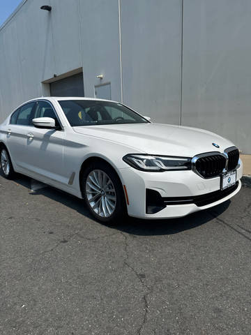 2023 BMW 5 Series 530i xDrive AWD photo