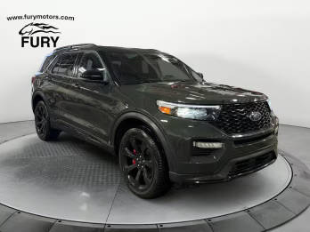 2023 Ford Explorer ST 4WD photo