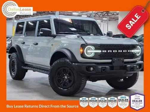 2023 Ford Bronco 4 Door Wildtrak 4WD photo