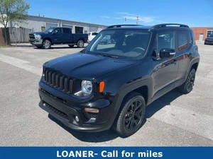 2023 Jeep Renegade Altitude 4WD photo