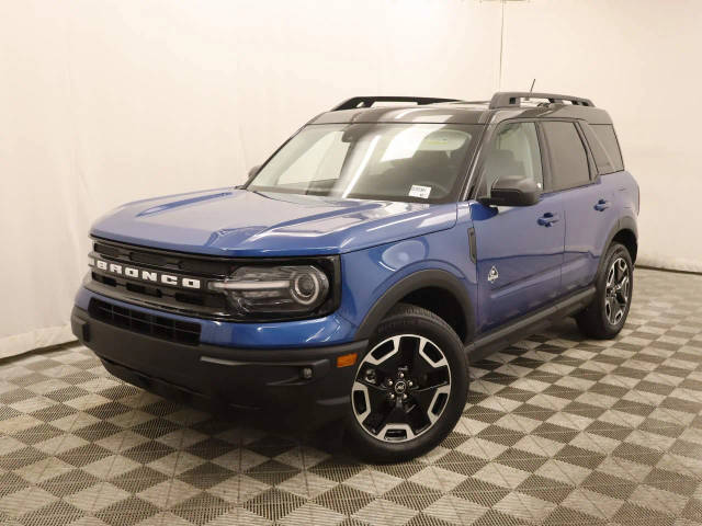 2023 Ford Bronco Sport Outer Banks 4WD photo