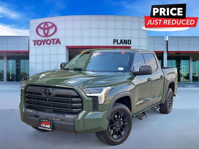 2023 Toyota Tundra SR5 4WD photo