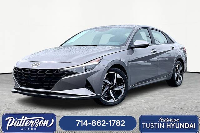 2023 Hyundai Elantra SEL FWD photo