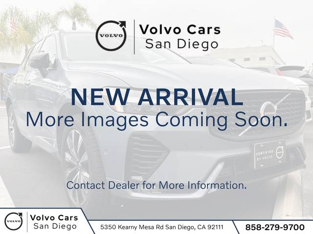 2023 Volvo XC60 Plus Dark Theme AWD photo