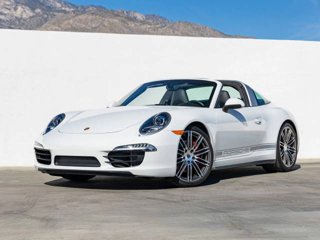 2016 Porsche 911 4S AWD photo