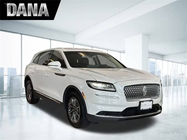 2023 Lincoln Nautilus Standard AWD photo