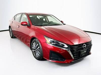 2023 Nissan Altima 2.5 SV FWD photo