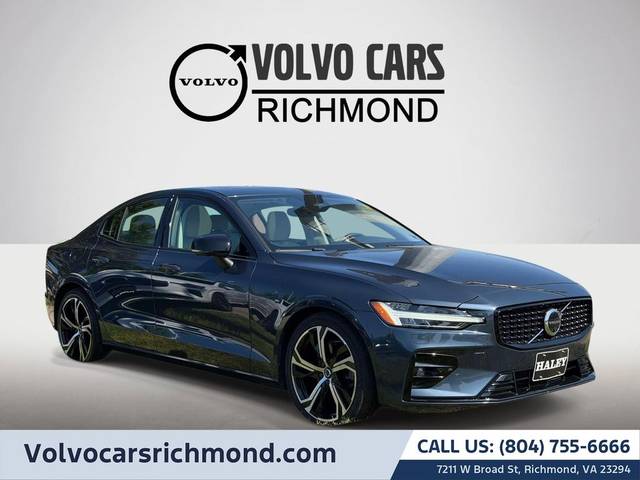 2023 Volvo S60 Plus Dark Theme AWD photo