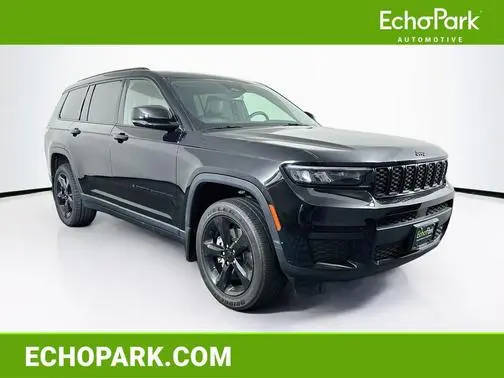2023 Jeep Grand Cherokee L Altitude 4WD photo