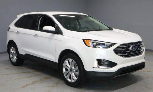 2023 Ford Edge Titanium AWD photo