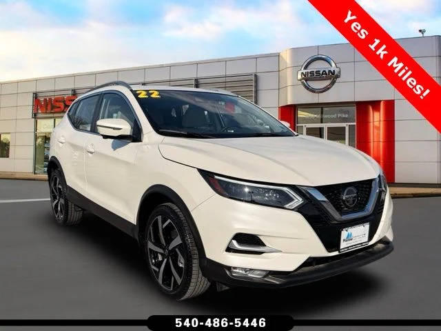 2022 Nissan Rogue Sport SL AWD photo