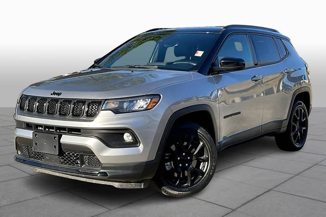 2023 Jeep Compass Altitude 4WD photo